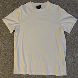 H&M Classic White T-Shirt - Size Medium