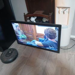 Samuel 42-in Flat Screen Digital TV