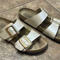 Birkenstock Women’s Sandals Size 9