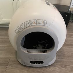 Automatic Self-Cleaning Litter Box
