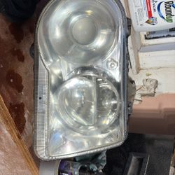 Factory Chrysler 300c Headlights