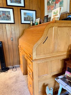 Classic Winners Only Solid Oak Roll-Top Desk