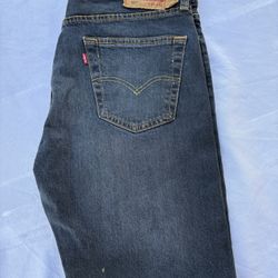 Levi’s Size 33x32