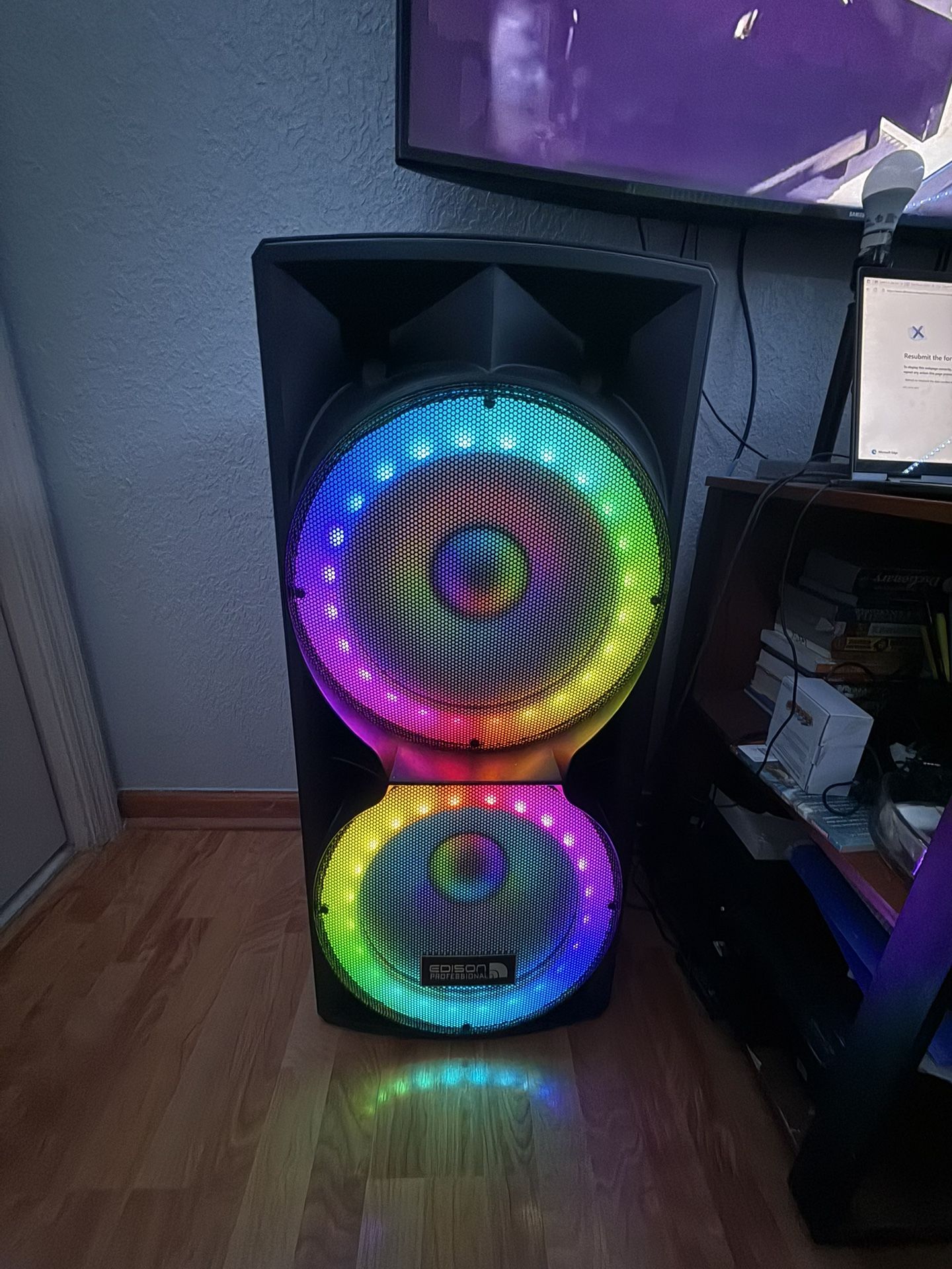 Edison Professional Blue Tooth Speaker