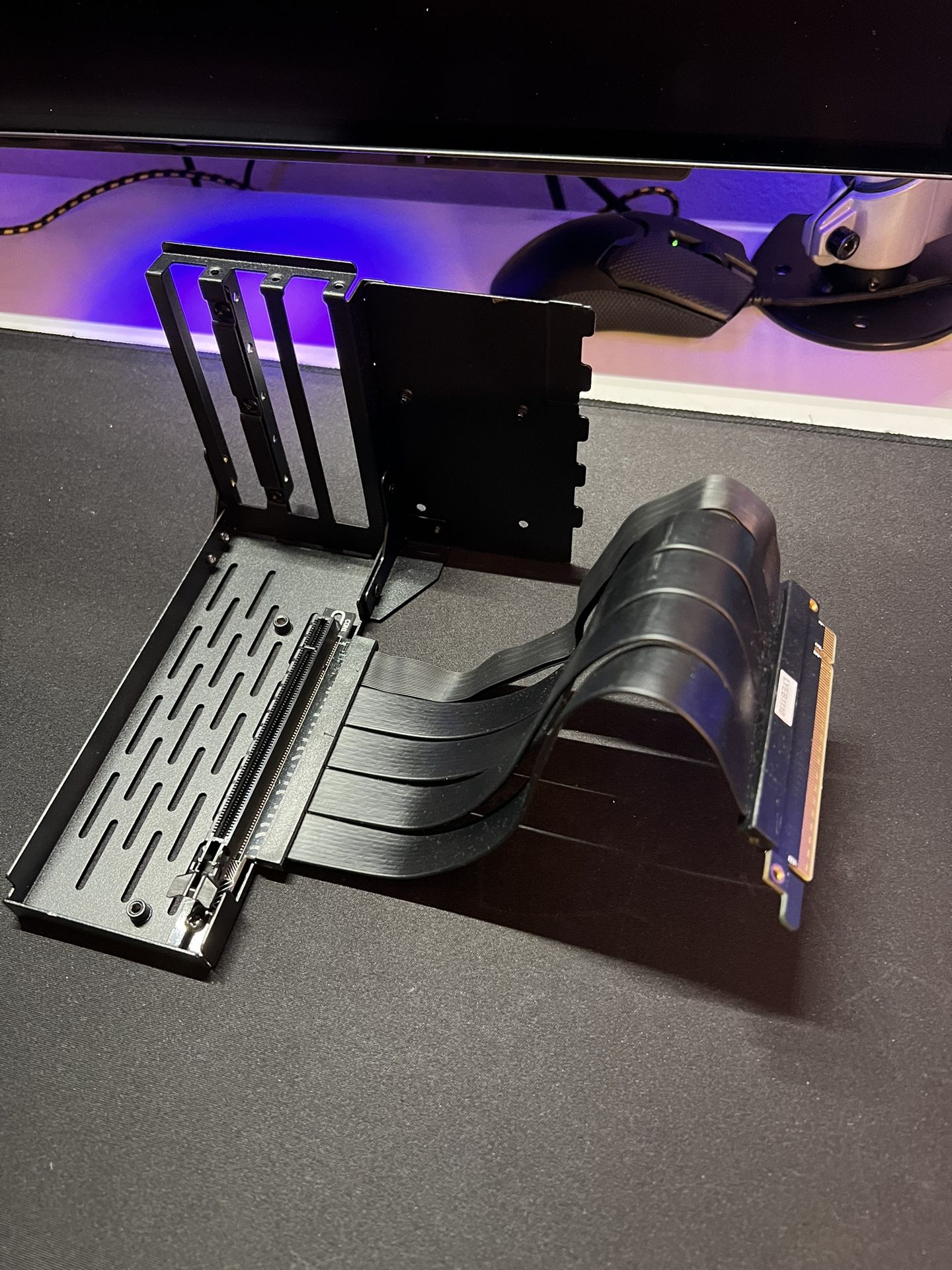 Lian Li O11 Dynamic Evo Vertical Mount Gpu