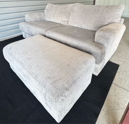 SOFA CHAISE OTTOMAN Gray By jackson furniture