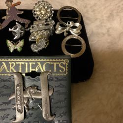 10 Brooches/pins  For A Cheap Price 
