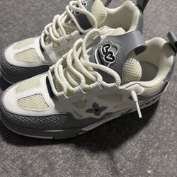 LV Monogram Flower Shoes Mens Size 10 