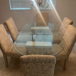 Free Glass Dining Table With 6 Chairs