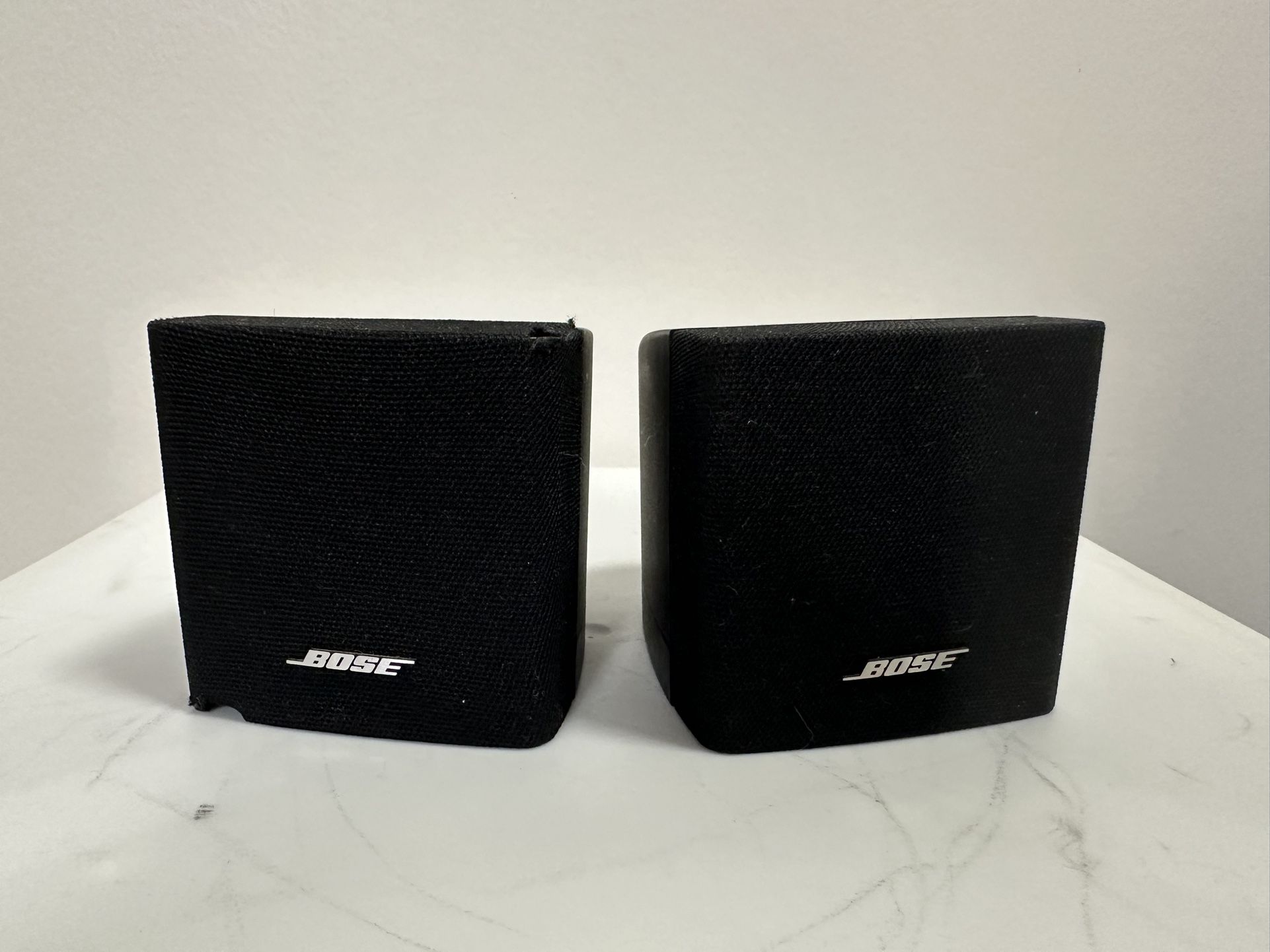 2 Bose Speaker Cubes