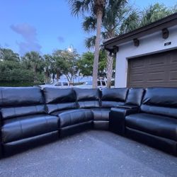🛋️ Sectional Couch/Sofa - Recliner - Leather - Black - Delivery Available 🚛