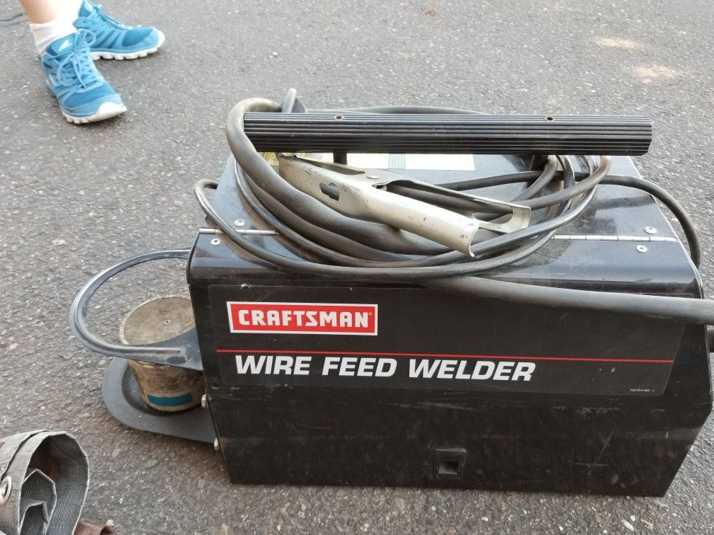 Craftsman 20511 mig wire feed welder for Sale in Goodyear, AZ OfferUp