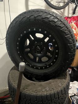 17 inch off road rims and tires 6 lugs