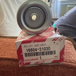 New Genuine OEM Toyota Timing Belt Idler Pully