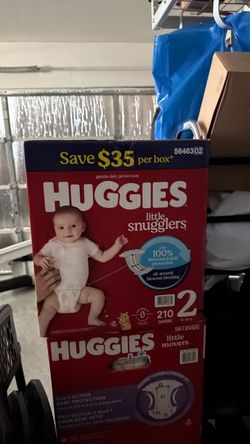 Huggies Diapers (210ct) Size 2
