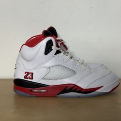 Nike Air Jordan 5 Retro Fire Red 2025 Sneakers HQ7978-101 Men's Size 10.5
