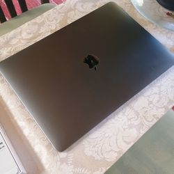 BackMarket MacBook Air (2020) 13-inch - Apple M1 8-core and 7-core GPU - 8GB RAM - SSD 128GB