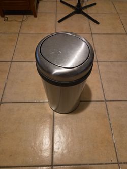 Trash can