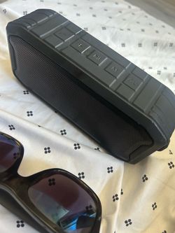 Bluetooth Handheld Speaker