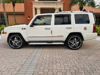 Jeep Commander v8 123000 miles