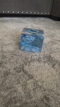 SQUISHY ICE CUBE