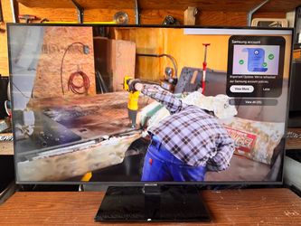 Samsung 43” Screen Smart TV + remote control