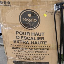 Regalo 2-in-1 Extra Tall Easy Swing Stairway and Hallway Walk Through Baby Gate, White, 24" - 40.5" 