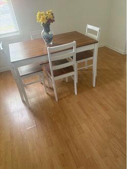Dinette set new
