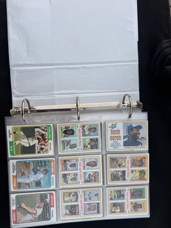 1974 Topps Baseball Cards Binder Lot