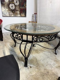 Beautiful Coffee Table 38”X20”
