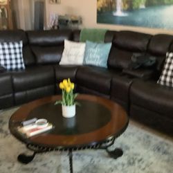 Like New Sofa, With 2 Recliners,  we are moving need to sell