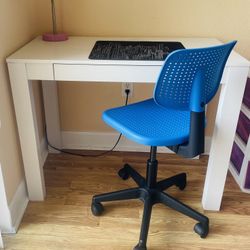 Desk With Chair