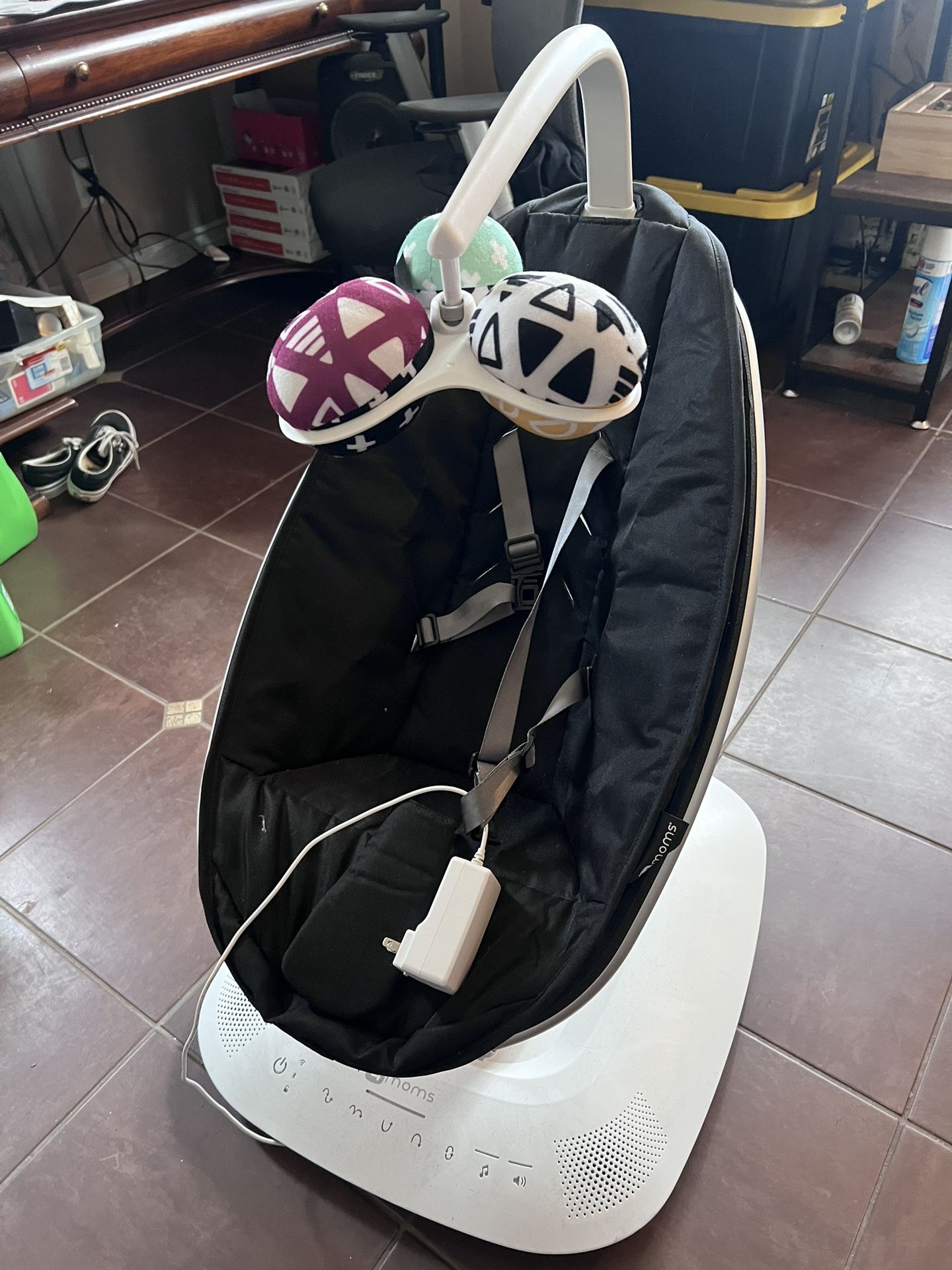 4moms mamaRoo Baby Swing Black