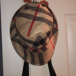 Bucket https://offerup.co/faYXKzQFnY?$deeplink_path=/redirect/