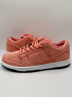 DS Nike SB Dunk Low "Pink Pig" size 9 CV1655-600