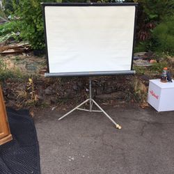 vintage 50's Tower mobile 40" projector screen