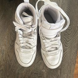 Puma High Top Tennis Shoes Size 4y