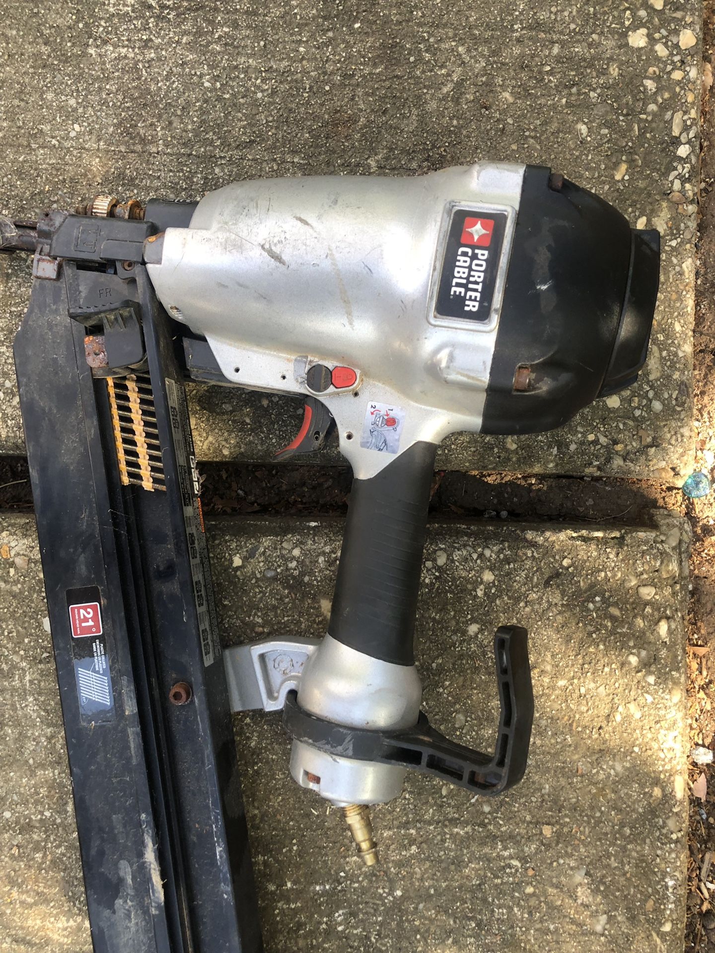 21 PORTER CABLE NAIL GUN