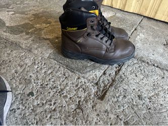 Steel toe shoes