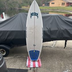 Lost Surfboard 5’9” Rad Ripper 