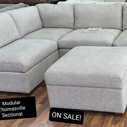 Thomasville Modular Sectional Couch Sofa With Ottoman 