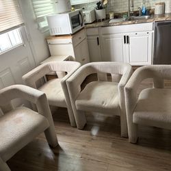 4 Dining Chairs 