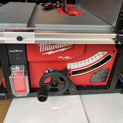 Milwaukee M18 FUEL ONE-KEY 18-Volt Lithium-Ion Brushless Cordless 8-1/4 in. Table Saw (Tool-Only)