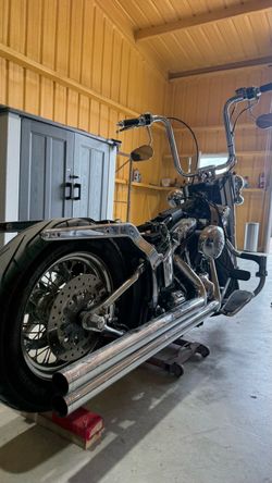 Vance & Hines Big Shots Long Exhaust For Harley Softail