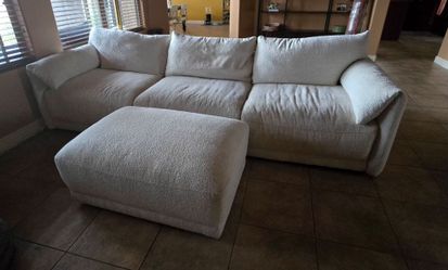 White Modular Sectional Sofa Couch with Ottoman