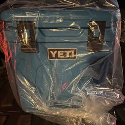 Yeti 24 roadie cooler 