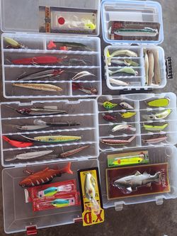 Fishing Tackle for Striper & Bass & Salmon all nice collection take it all lot for $180