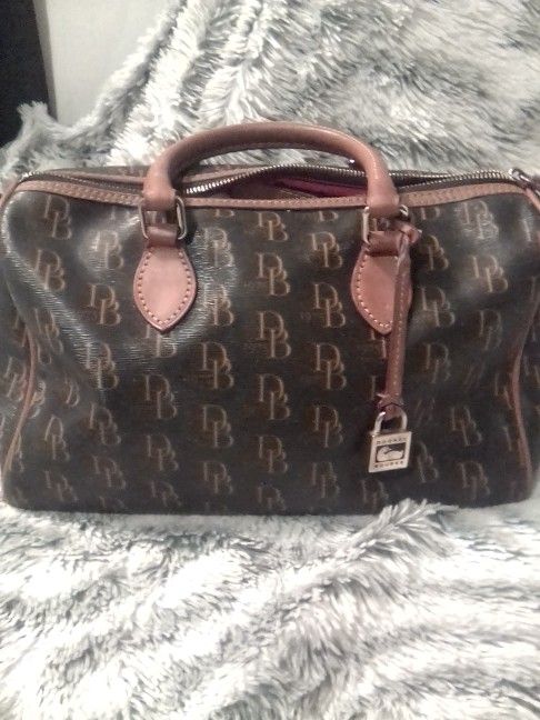 Dooney & Bourke Purse