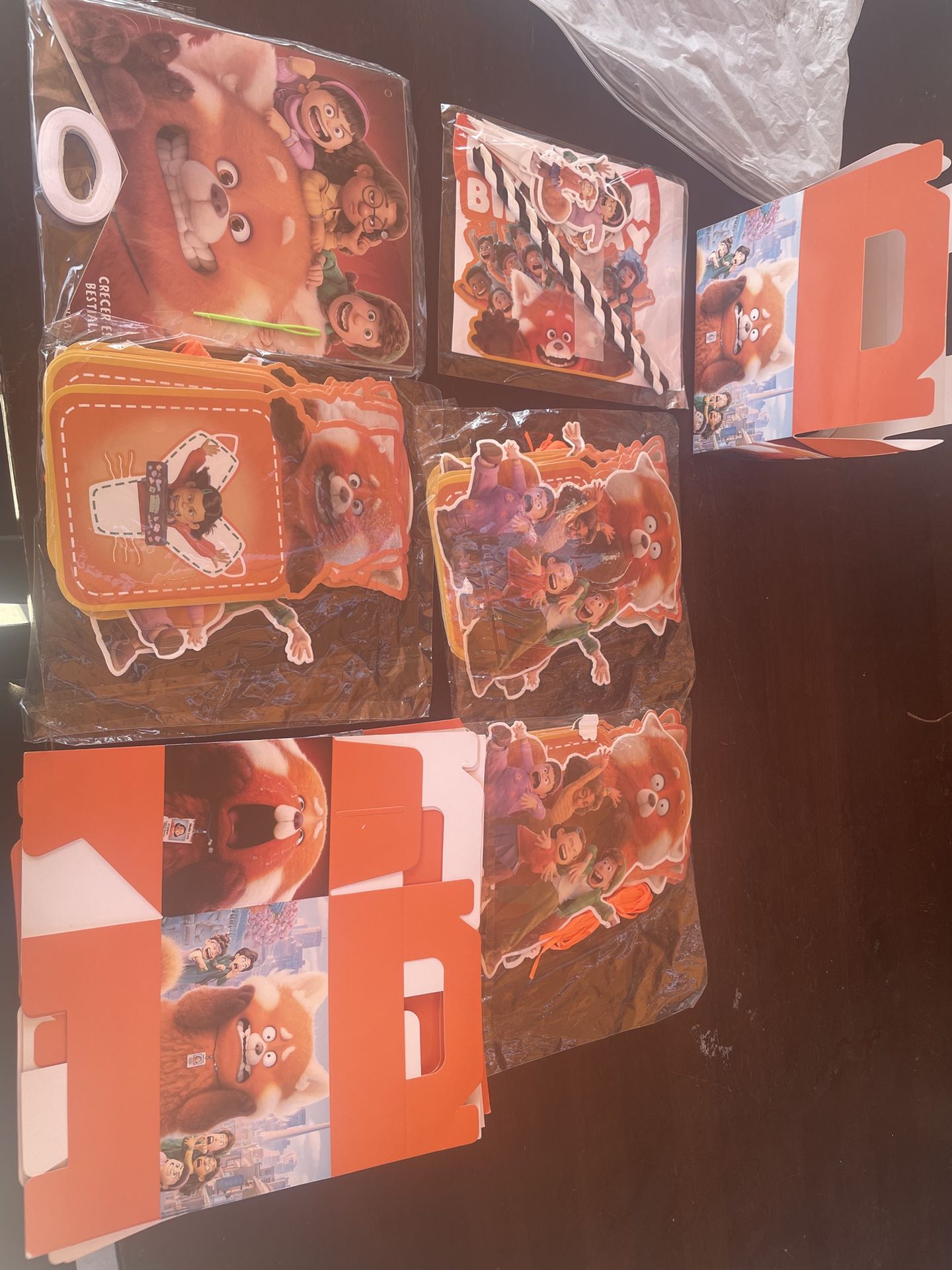 Disney Red Birthday Set 