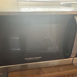 Hamilton Beach Microwave 